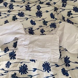 Peasant Sleeve Crop Top